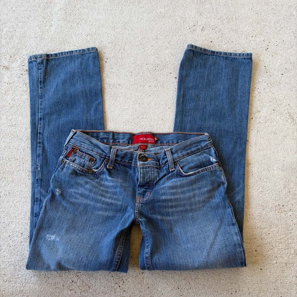 Hollister y2k Denim Distressed Low-Rise Straight Leg Jeans Size 5